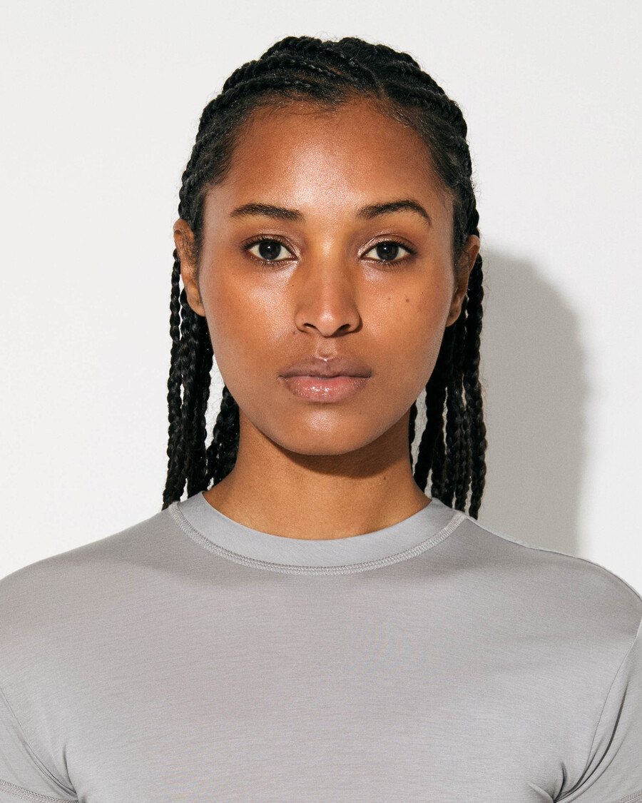 leichtes damen-t-shirt in zementgrau jetzt shoppen — cdlp