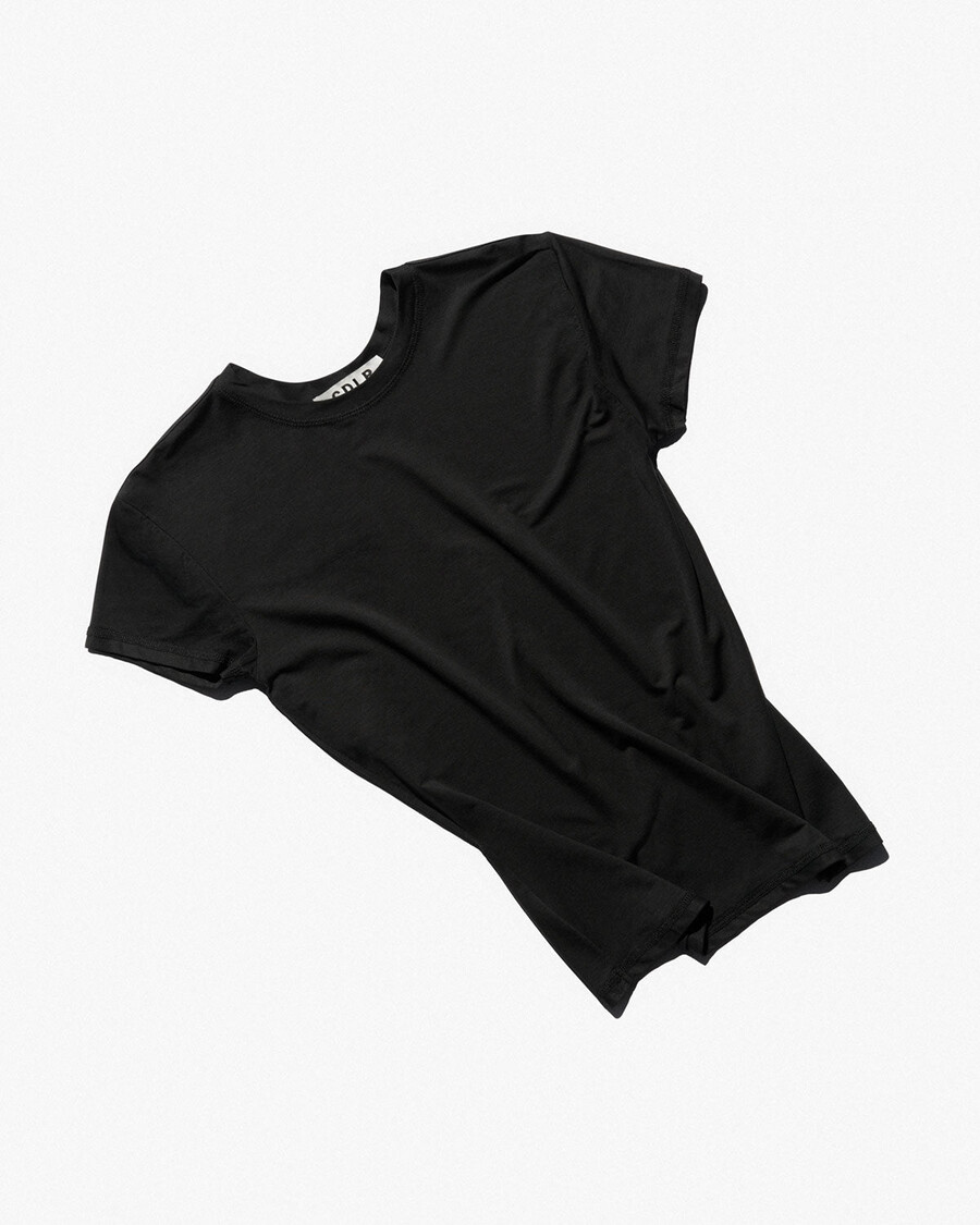 leichtes damen-t-shirt in schwarz jetzt shoppen — cdlp