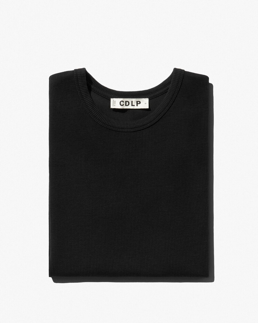 damen-rippstrick-t-shirt in off-black jetzt shoppen — cdlp