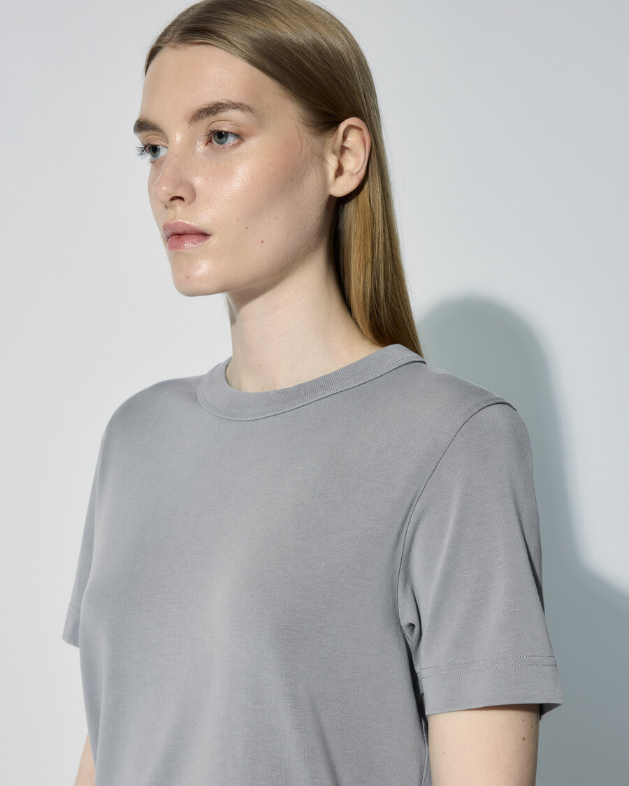 schweres damen-t-shirt in zementgrau jetzt kaufen — cdlp
